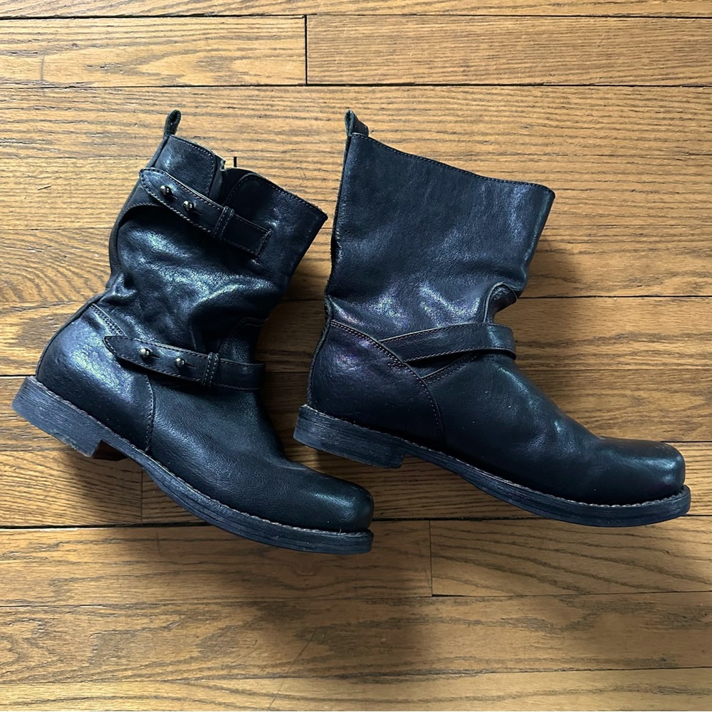 Like new Rag and Bone soft slouchy black leather moto boots size 39 (8.5)